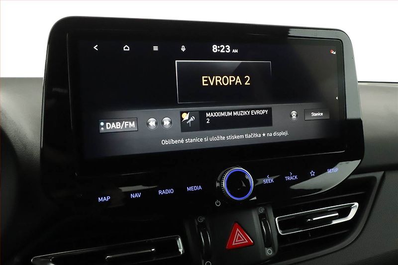 Hyundai i30 (2025) 1.5 T-GDI MHEV 48V, N- Line - fotka 9 z 21