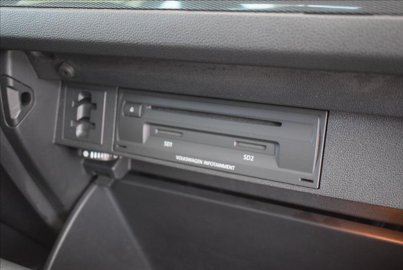 Volkswagen Tiguan 2,0 TDI, DSG,Head Up,Virtual, - fotka 50 z 55