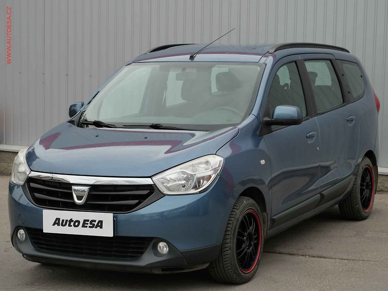 Dacia Lodgy (2014) 1.2 i, ČR, AC, TZ, park.asist - fotka 3 z 21