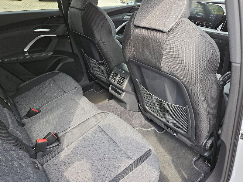 Audi Q5 (2025) TDI quattro 150kW - fotka 16 z 27
