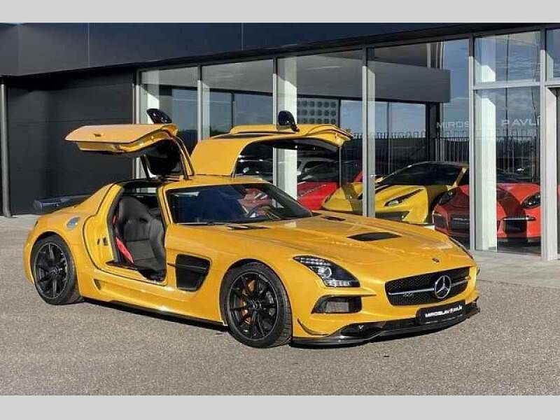 Mercedes-Benz SLS AMG Black Series.