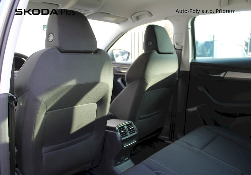 Škoda Karoq (2024) Drive 1.5TSI / 110kW 6°MP - fotka 20 z 24