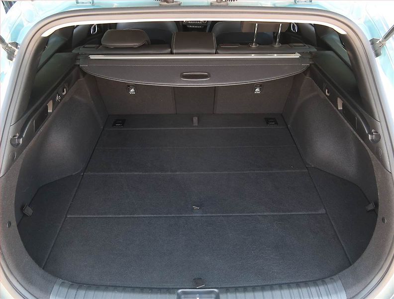 Kia Ceed (2025) 1.5 T-GDI - fotka 14 z 20