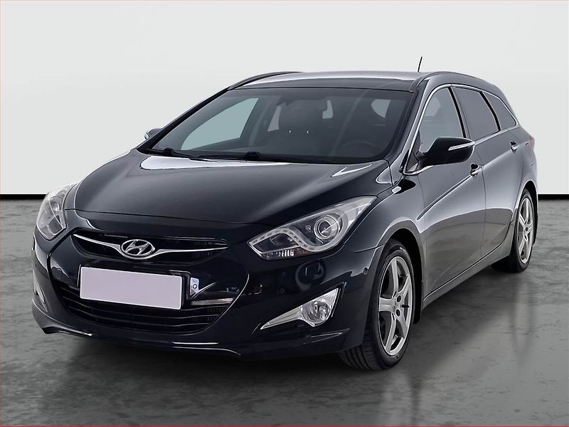 Hyundai i40 (2012) 1.7 CRDi, Navi, Xenony - fotka 2 z 24