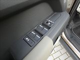 Land Rover Defender 3,0 D200 S,5let záruka,1maj,ČR - náhled 15