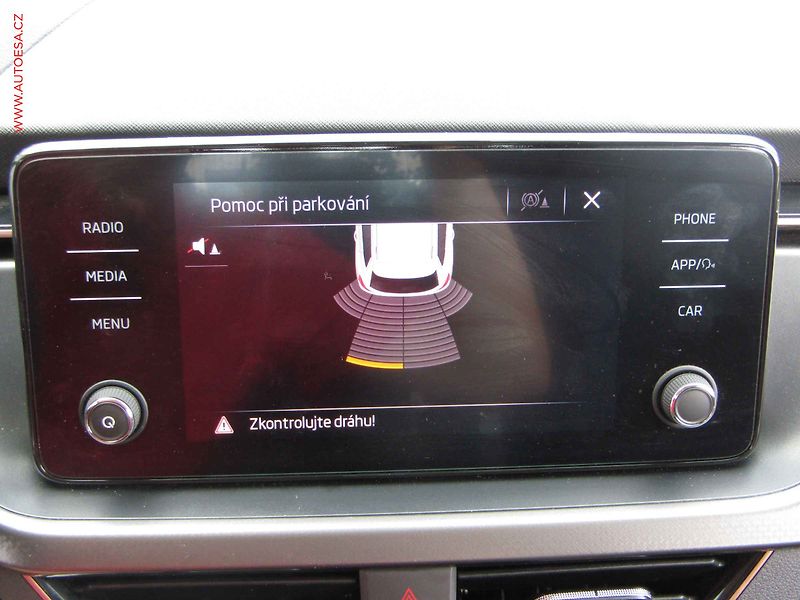 Škoda Kamiq (2022) 1.5 TSi, 1.maj,ČR, Style, DSG - fotka 19 z 20