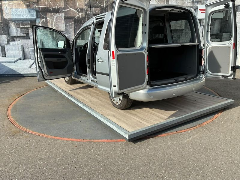 Volkswagen Caddy (2008) 1.9TDi,77KW,TEMP., LIFE FAMILY - fotka 9 z 20