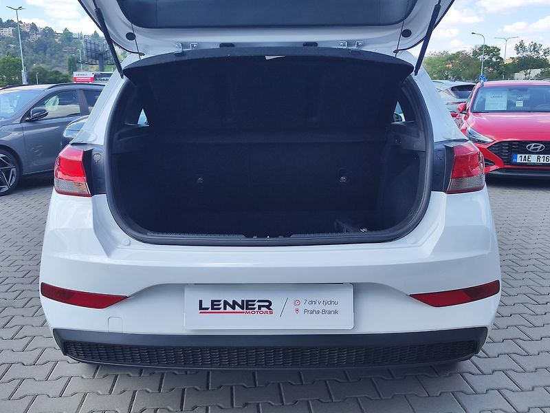 Hyundai i30 1.5i/81kW Start Plus - fotka 9 z 26