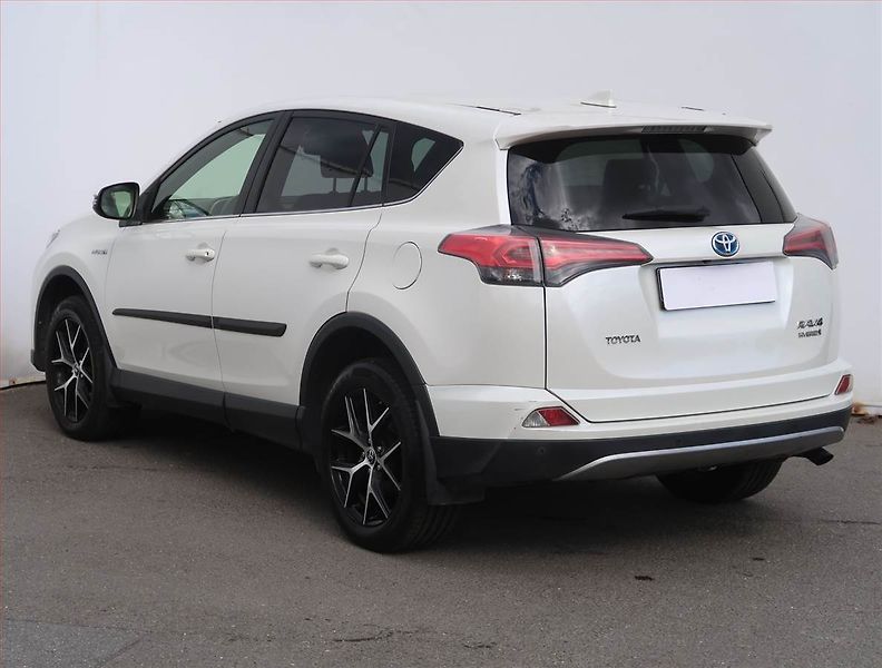 Toyota RAV4 (2017) Selection 2.5 Hybrid, Hybrid - fotka 4 z 20