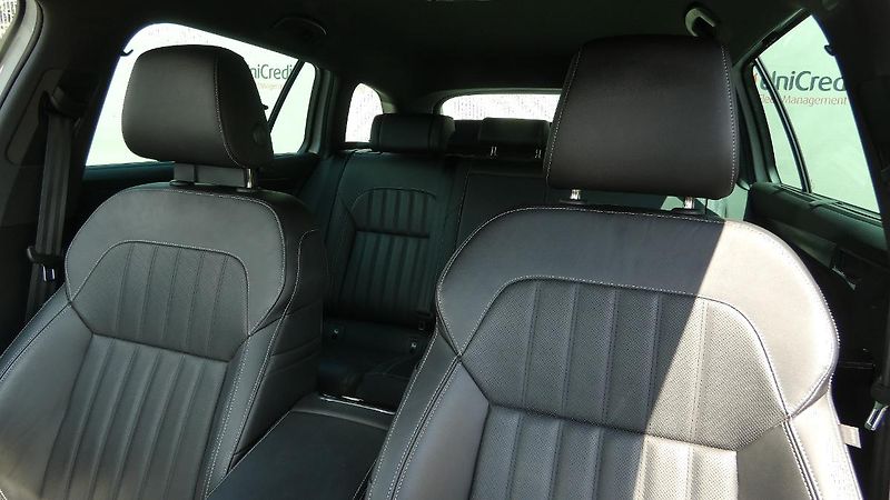 Škoda Superb 2.0 TDI DSG 4x4 Sportline 147k - fotka 7 z 29