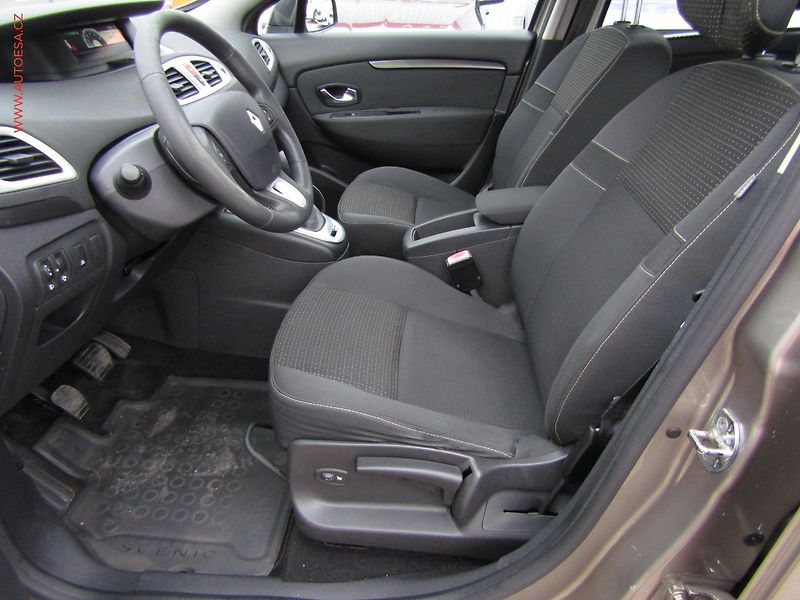 Renault Grand Scénic (2011) 1.9dCi, ČR, AC, tempo, park - fotka 9 z 20