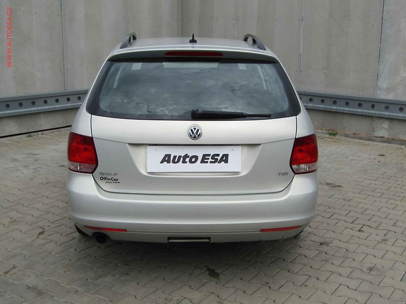 Volkswagen Golf (2010) 1.2 TSi, 2.maj,ČR, Tempo - fotka 5 z 17