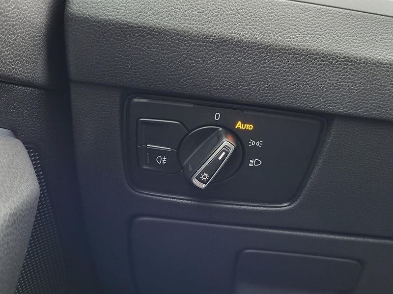 Volkswagen Passat 1.4 TSI PHEV GTE DSG HYBRID - fotka 19 z 46