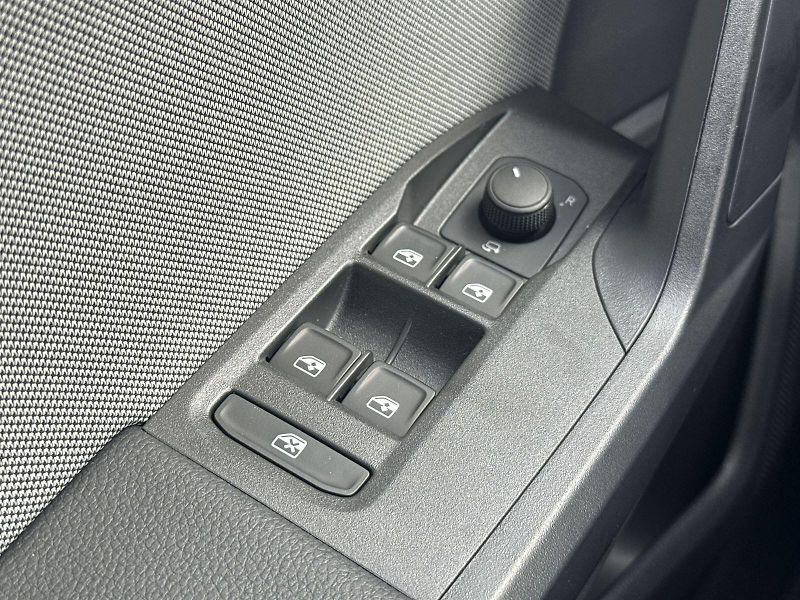 Seat Arona (2026) 1.0 TSI 85kW FR - fotka 18 z 29