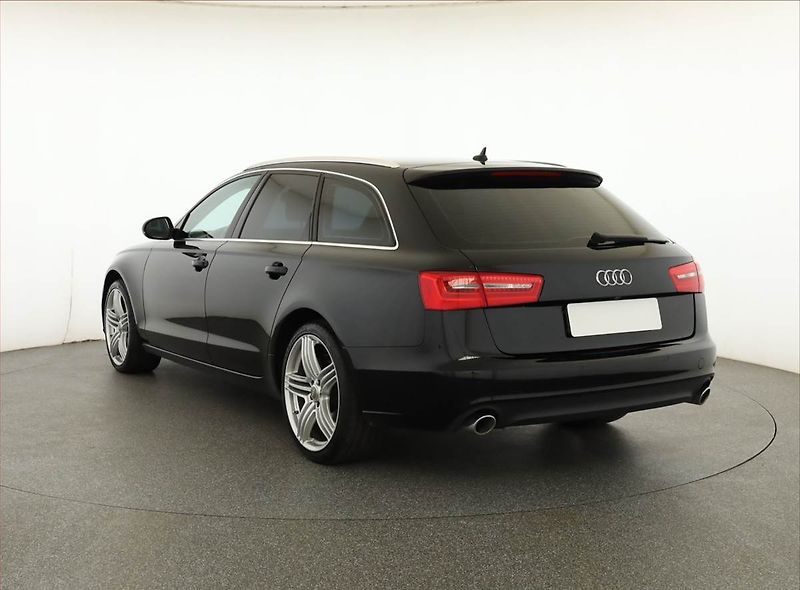 Audi A6 (2013) 3.0 TDI, 4X4, Automat, Xenony - fotka 4 z 18