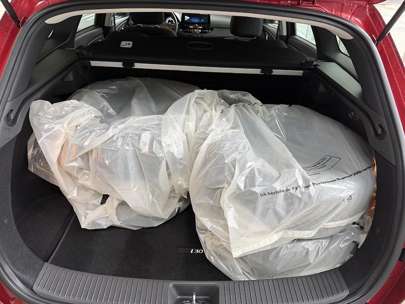 Hyundai i30 (2023) 1.0T-GDi 88kW SMART+NAVI - fotka 7 z 21