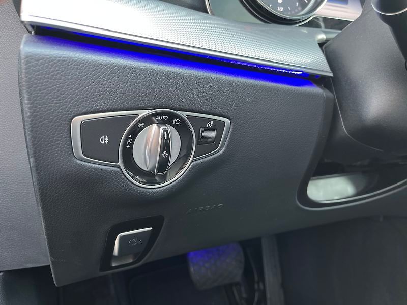 Mercedes-Benz Třídy E Třída E 400 d 4MATIC kombi - fotka 12 z 18