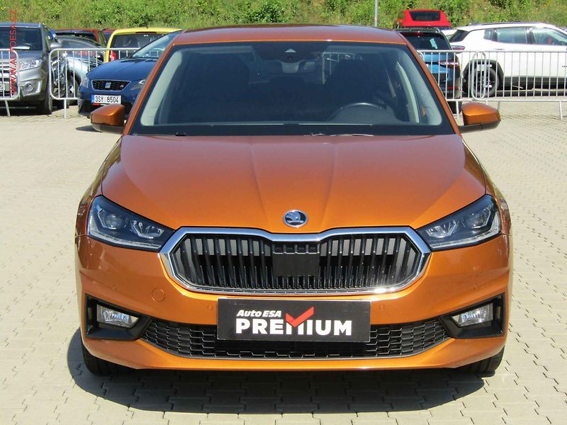 Škoda Fabia (2022) 1.0 TSi, 2.maj,ČR, servis - fotka 2 z 17