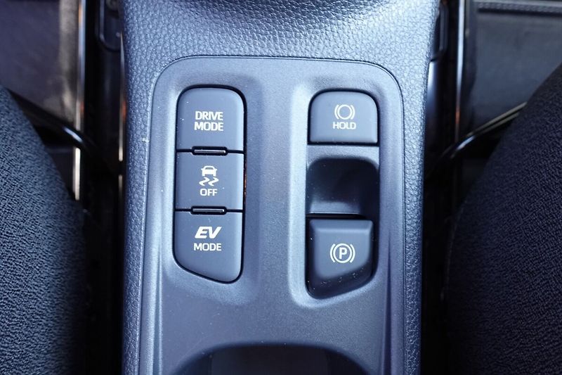 Toyota Aygo 1,5 HEV GR SPORT - fotka 20 z 33