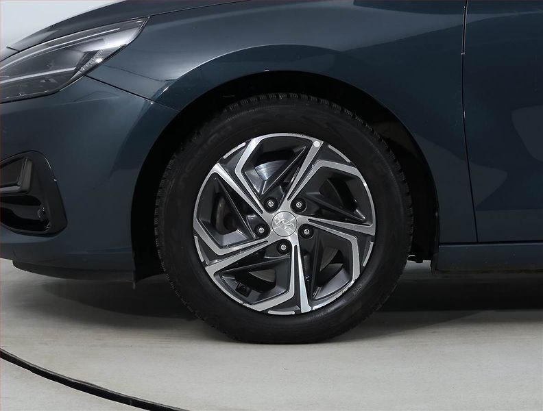 Hyundai i30 (2022) Komfort 1.0 T-GDI, Automat, ČR - fotka 15 z 18