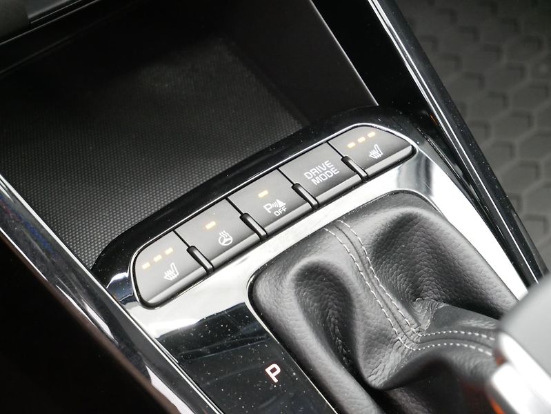 Kia Stonic - fotka 24 z 27