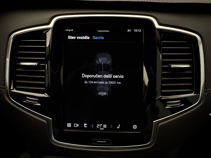 Volvo XC90 B5 AWD PLUS BRIGHT AUT CZ - fotka 51 z 53