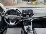 Hyundai i30 1,5 i Family Comfort - náhled 9