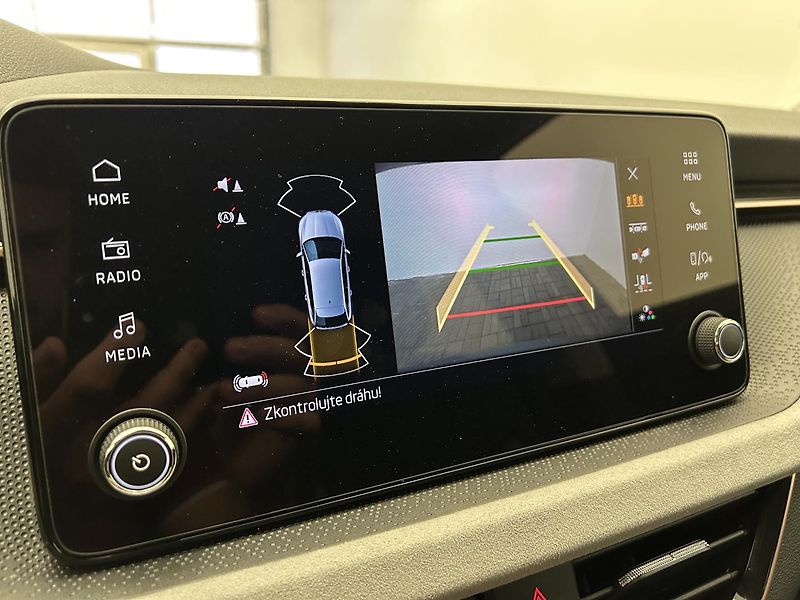 Škoda Scala 1.0 TSI Top selection - fotka 14 z 27