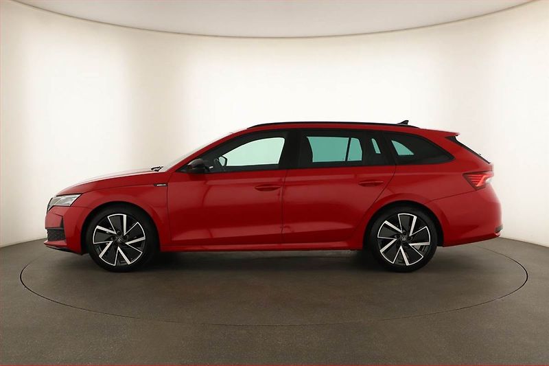Škoda Octavia (2025) 1.5 eTSI mHEV, SPORTLINE - fotka 3 z 16