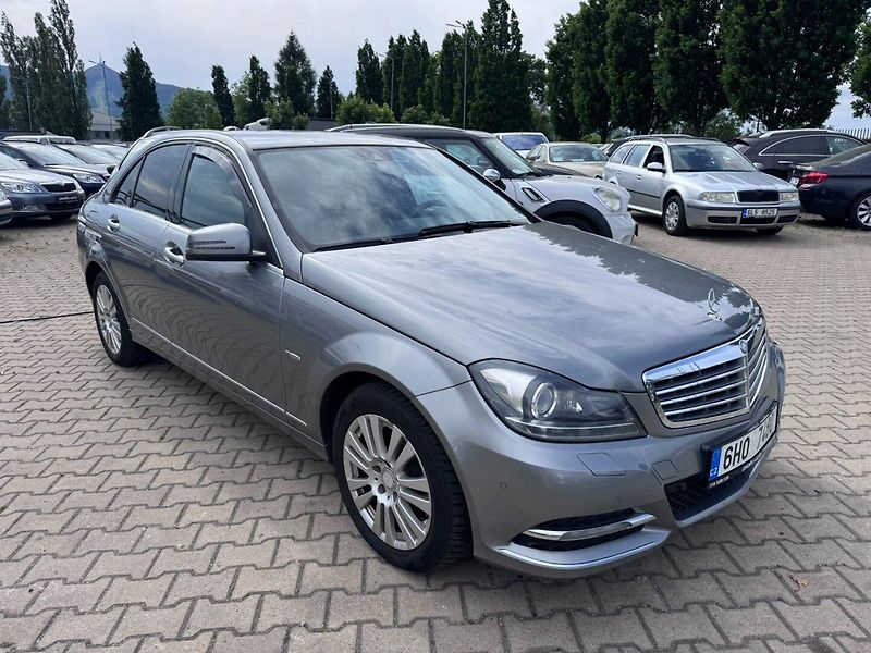 Mercedes-Benz Třídy C (2011) 200 1,8 CGI 135 KW ROZVODY - fotka 8 z 50