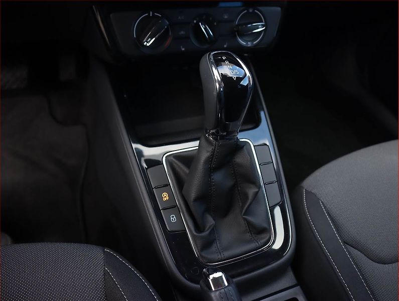 Škoda Fabia (2024) 1.0 TSI, Automat, Serv.kniha - fotka 13 z 22