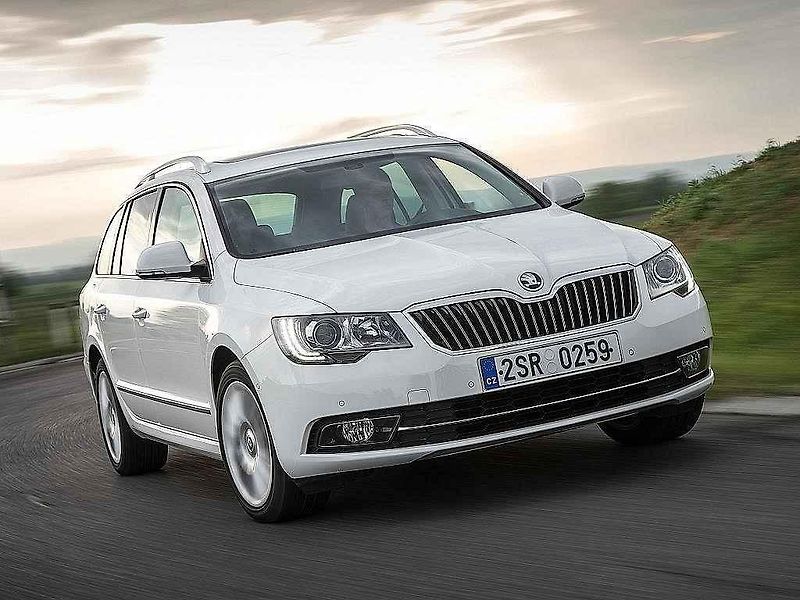 Škoda Superb první generace.