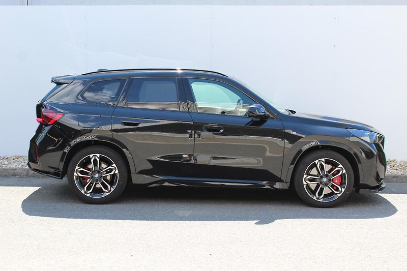 BMW X1 xDrive23d Mpaket - fotka 3 z 24