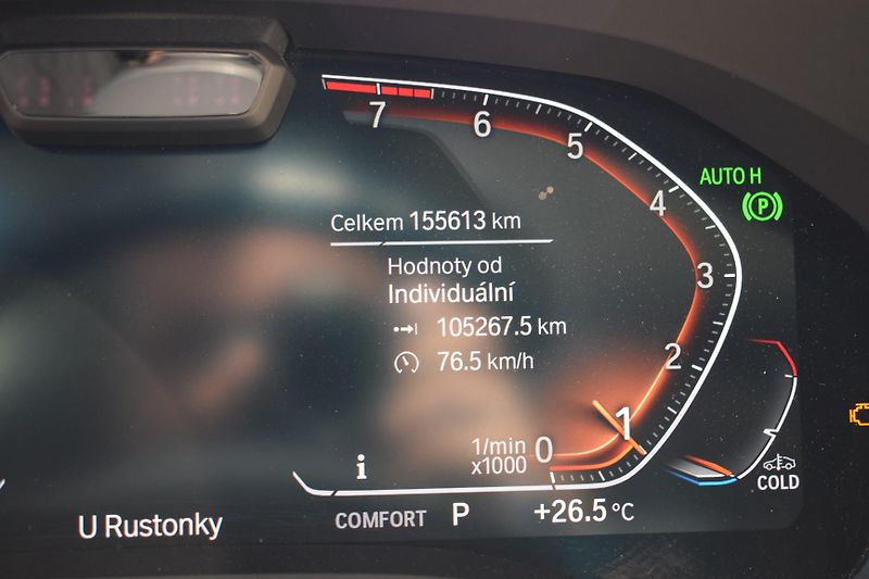 BMW Řada 8 (2020) 840i xD GranCoupe/karbon - fotka 17 z 67