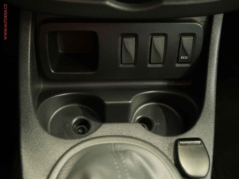 Dacia Duster (2014) 1.2 TCe, STK7/28 - fotka 20 z 21