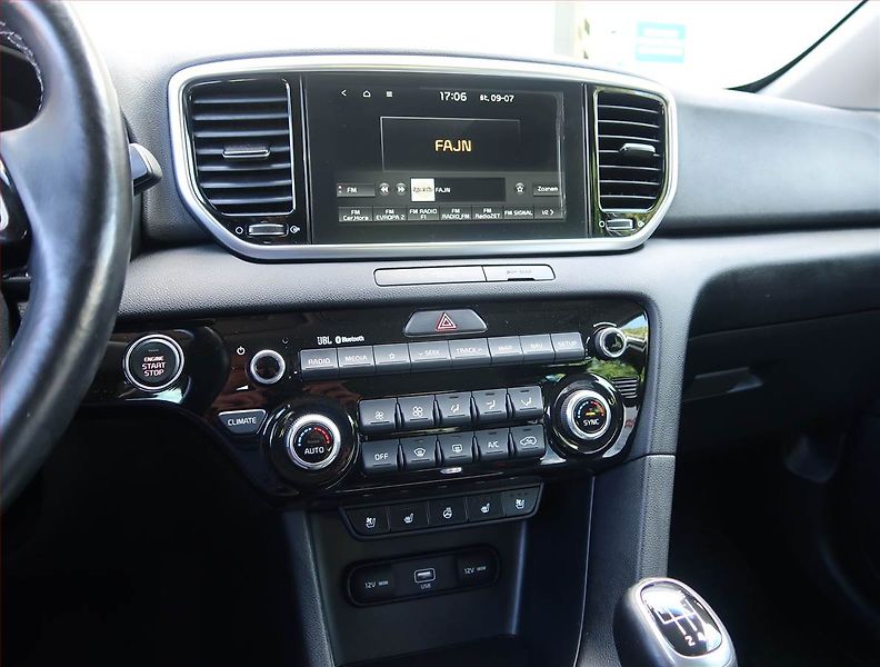 Kia Sportage (2019) 1.6 T-GDI - fotka 12 z 24