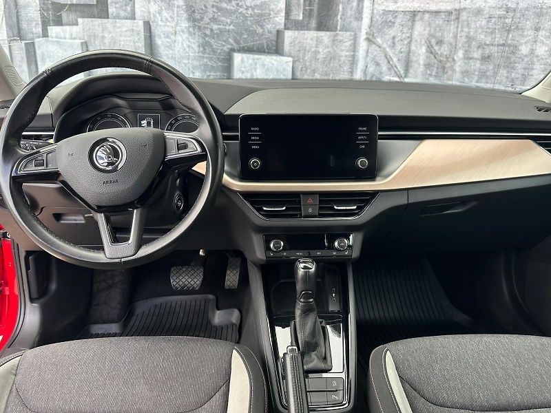 Škoda Kamiq (2020) 1.5TSi, 110KW,VYHŘ.SED.KEYLESS - fotka 11 z 21