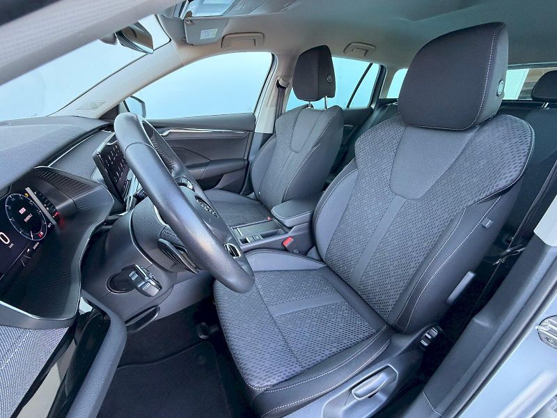 Škoda Octavia (2023) 2.0 TDI 110kW DSG Style - fotka 6 z 35