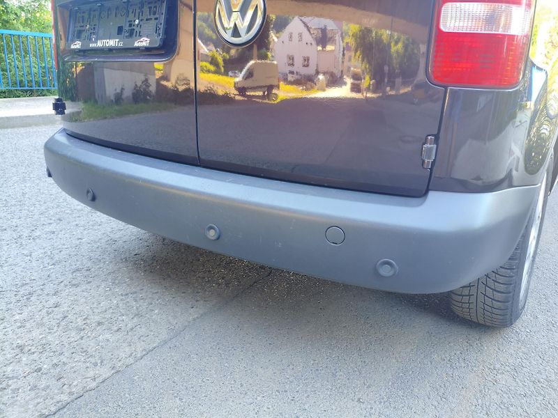 Volkswagen Caddy (2012) 1,2 TSI Trend 7 míst - fotka 29 z 30