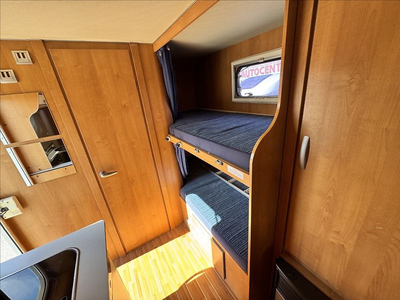 CI Caravans International Elliot 40 MJTD  2,3 - fotka 9 z 16