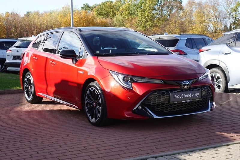Toyota Corolla 1,8 HEV GR Spot Dynamic - fotka 3 z 31