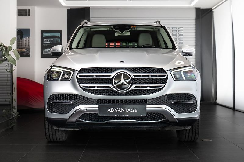 Mercedes-Benz GLE 350d 4MATIC / vzduch - fotka 2 z 21