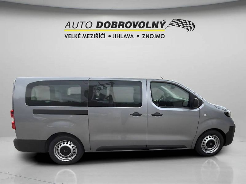 Opel Vivaro (2026) L2 (L) Combi 2.2 CDTi 180k AT8 - fotka 9 z 25