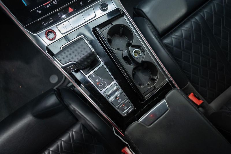 Audi S7 3.0 TDI quattro 253 kW - fotka 18 z 46