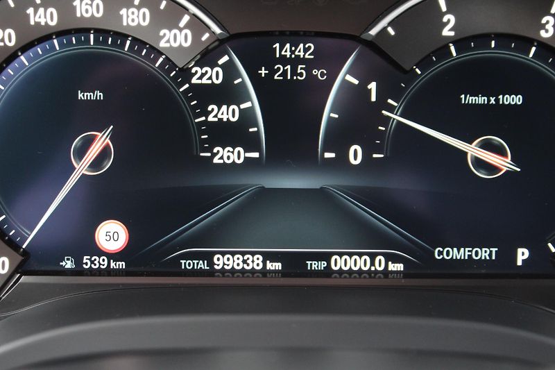 BMW X3 xDrive20d - fotka 12 z 22