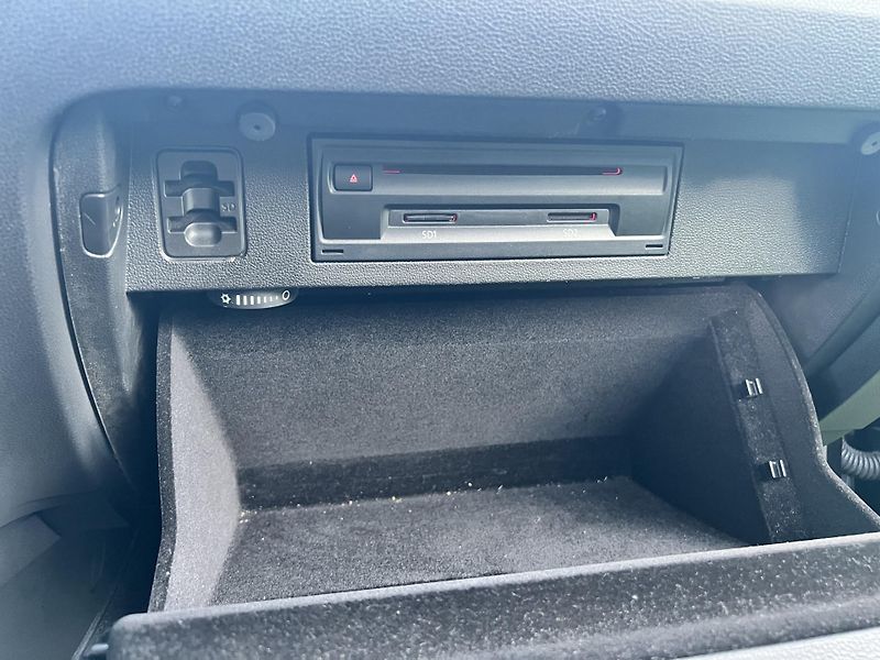 Volkswagen Passat 2.0TDI 110KW,NAVI,EL.TZ,APP - fotka 43 z 50