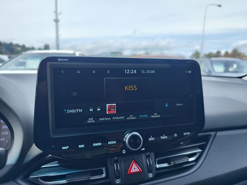 Hyundai i30 1.0 T-GDI/88kW Smart Navi - fotka 17 z 33