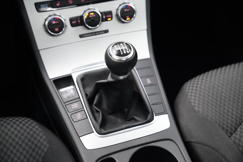 Volkswagen Passat - fotka 21 z 24