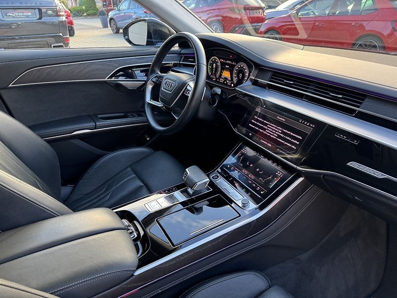 Audi A8 (2022) 55TSFi Martix Vzduch B&O - fotka 17 z 49