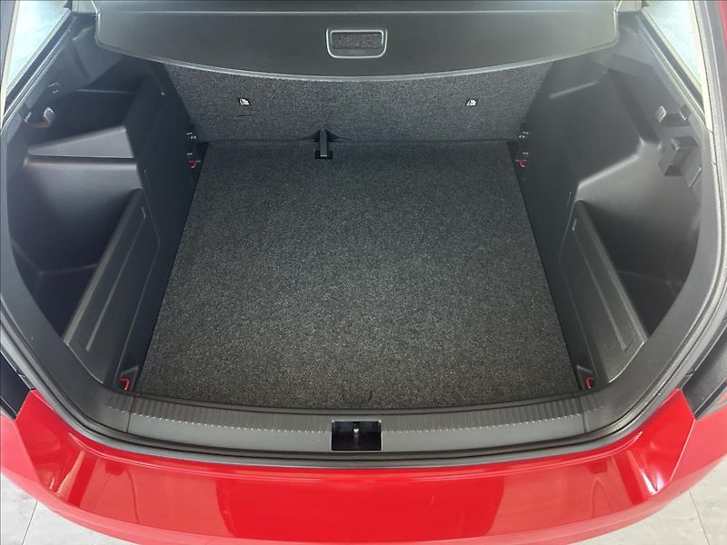 Škoda Fabia 1,2   TSI,SERVISKA,2.MAJITEL - fotka 18 z 18